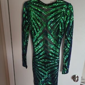 Fashion Nova Sequin Green Long Sleeve Cocktail Dress